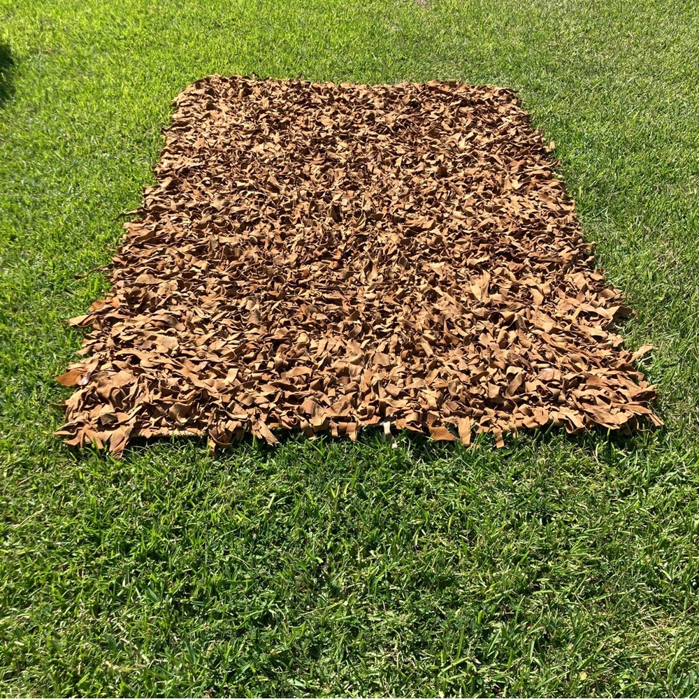 ‼️SOLD‼️ Shag Leather Rug - Picture 6 of 10